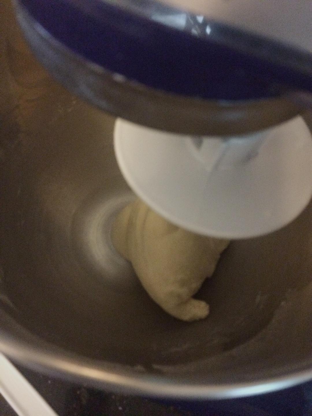 【奶酪餐包的做法步骤图，奶酪餐包怎么做好吃】Karl-MuQi-制作