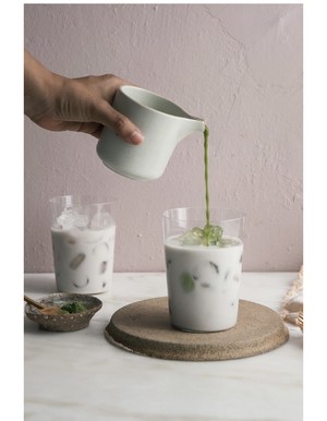 冷粹抹茶拿铁ICED MATCHA LATTE的做法 步骤4