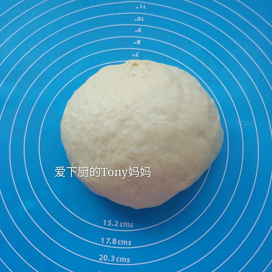 【酸奶吐司面包的做法步骤图，怎么做好吃】Ms菜花花-制作