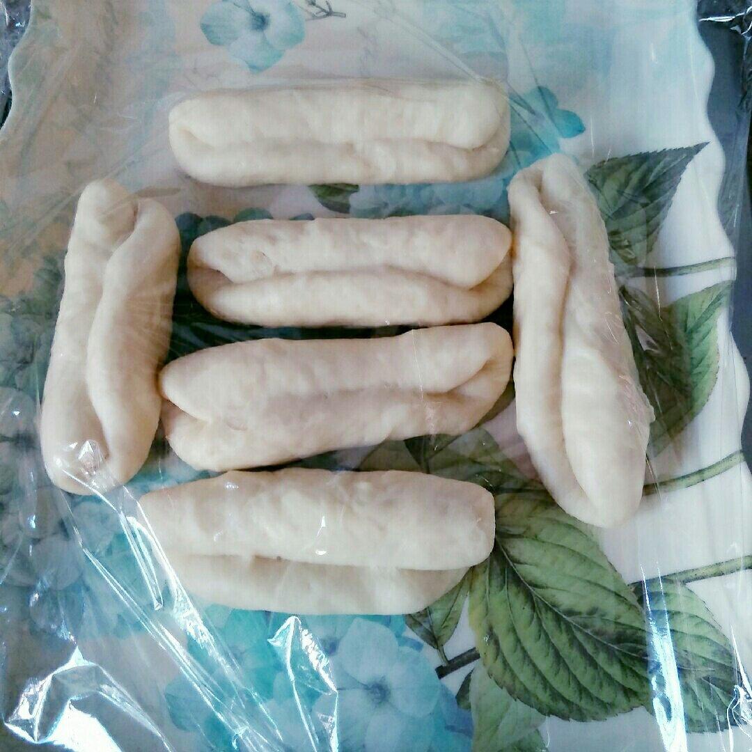 【酸奶餐包的做法步骤图，酸奶餐包怎么做好吃】浪漫春天-制作