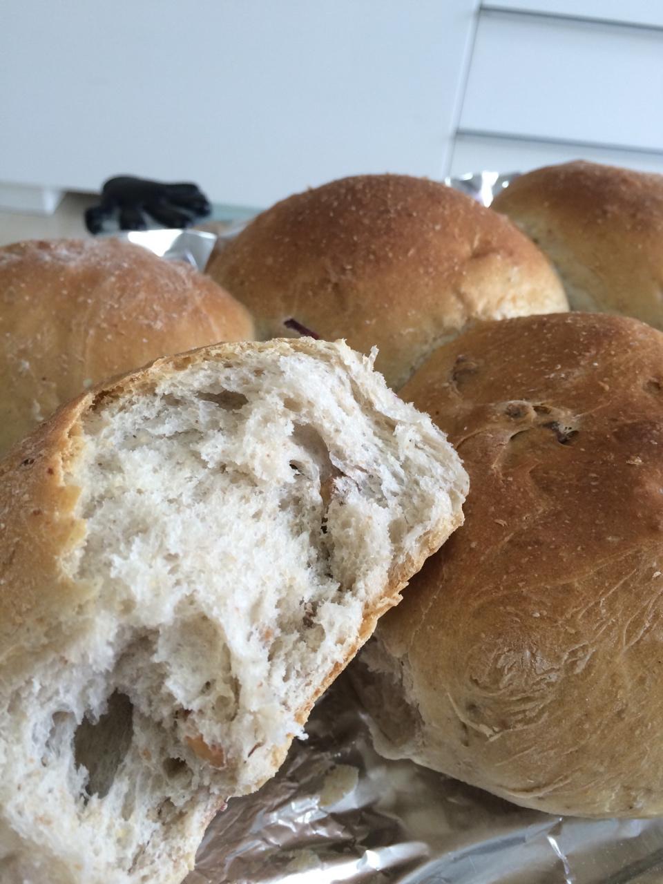 【无油无糖小餐包的做法步骤图，怎么做好吃】田小芯吧-制作