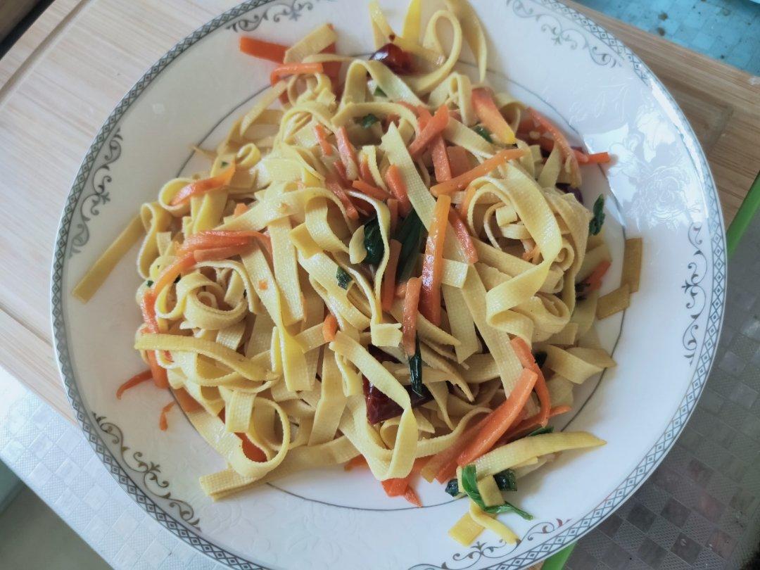 清炒豆腐皮