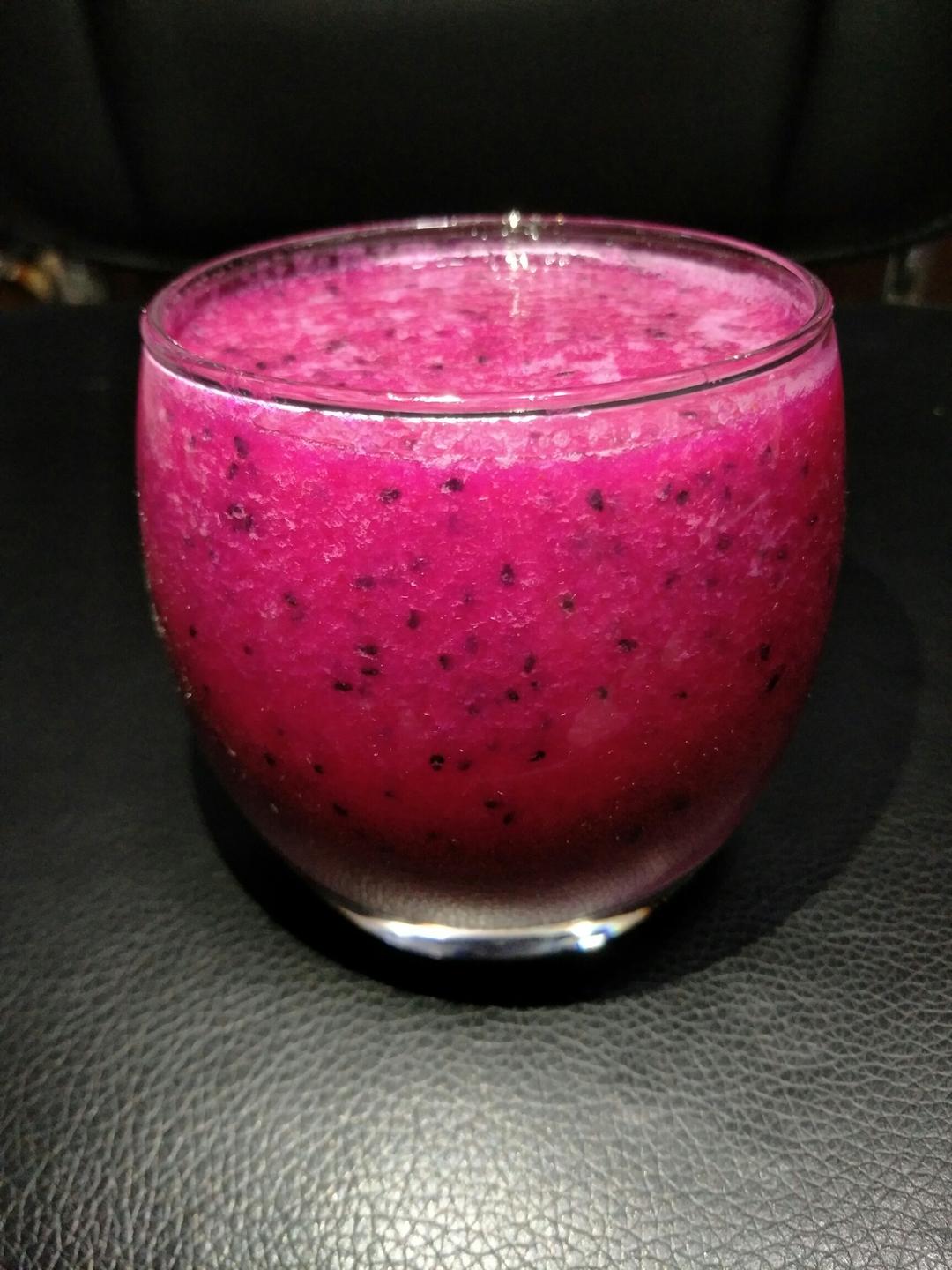 雪碧益菌多养乐多(火龙果、蓝莓)好喝到爆