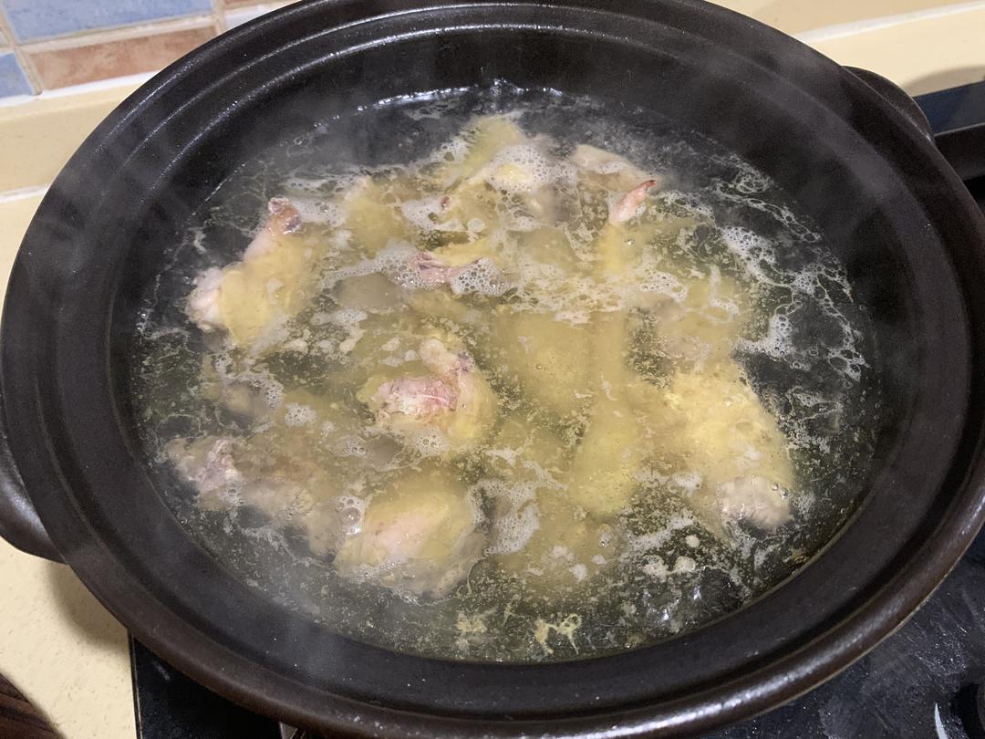 红菇鸡汤