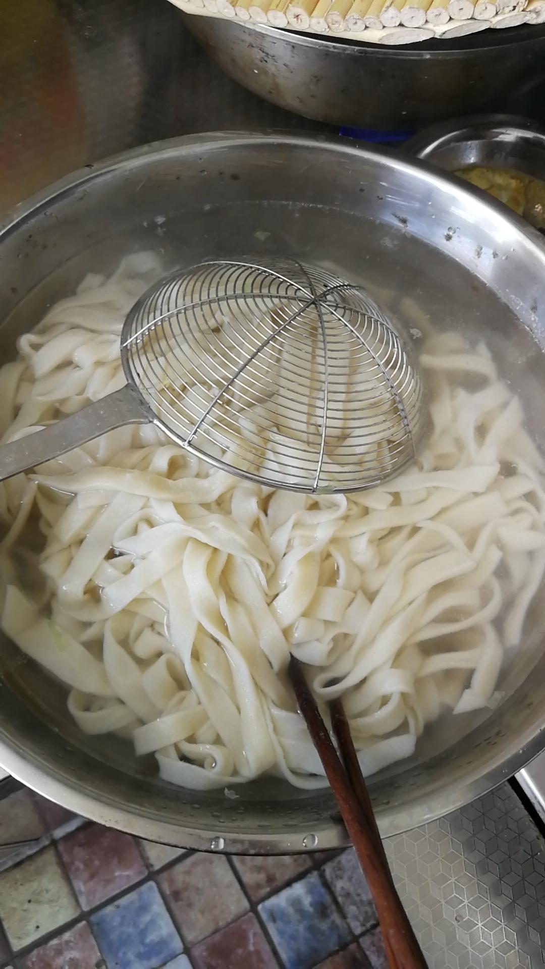 家常手擀面