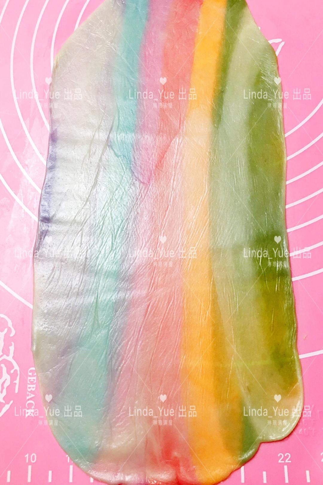 【彩虹蛋黄酥的做法步骤图,彩虹蛋黄酥怎么做好吃】Linda_Yue-制作