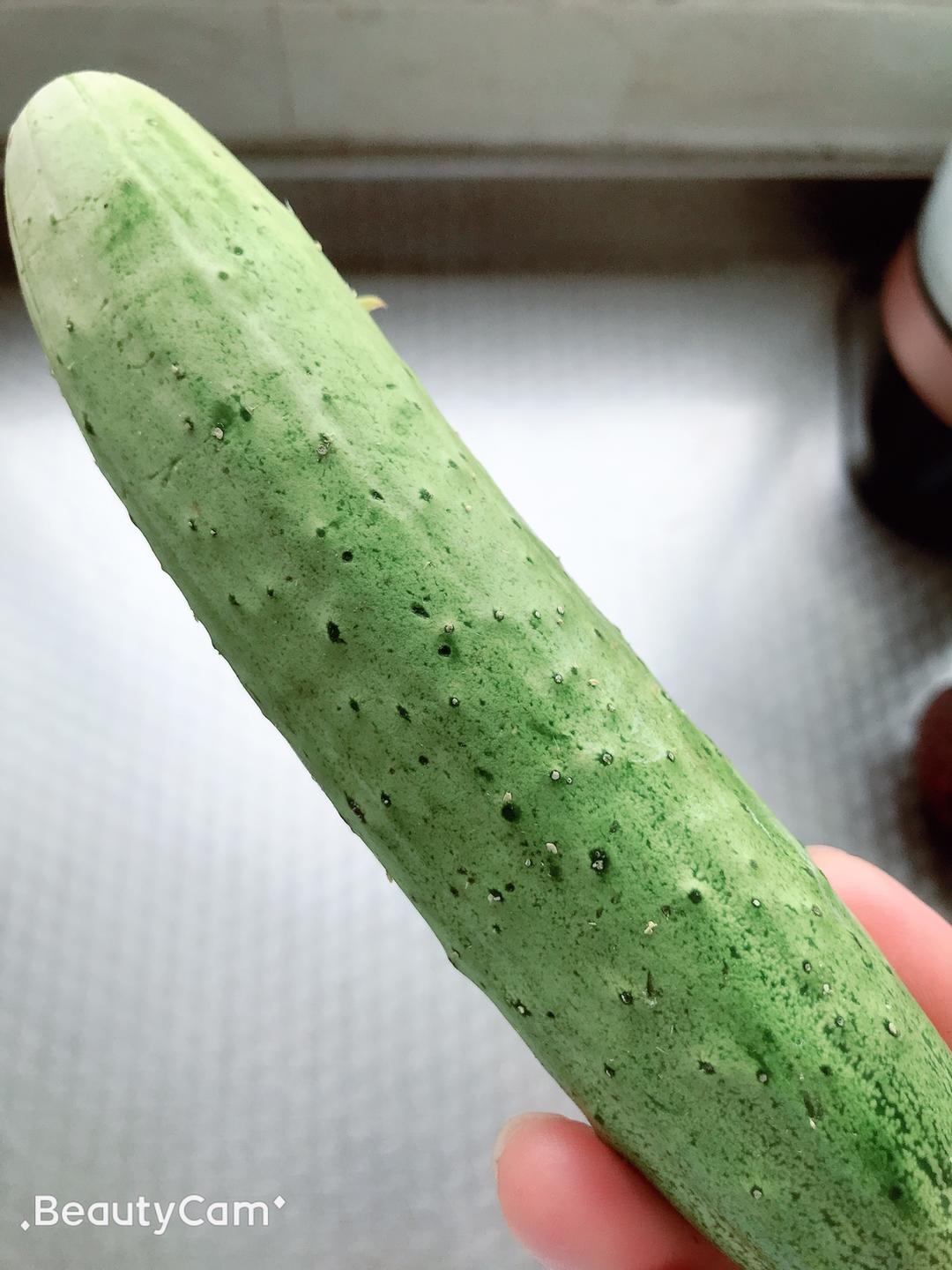 牛油果酸奶奶昔