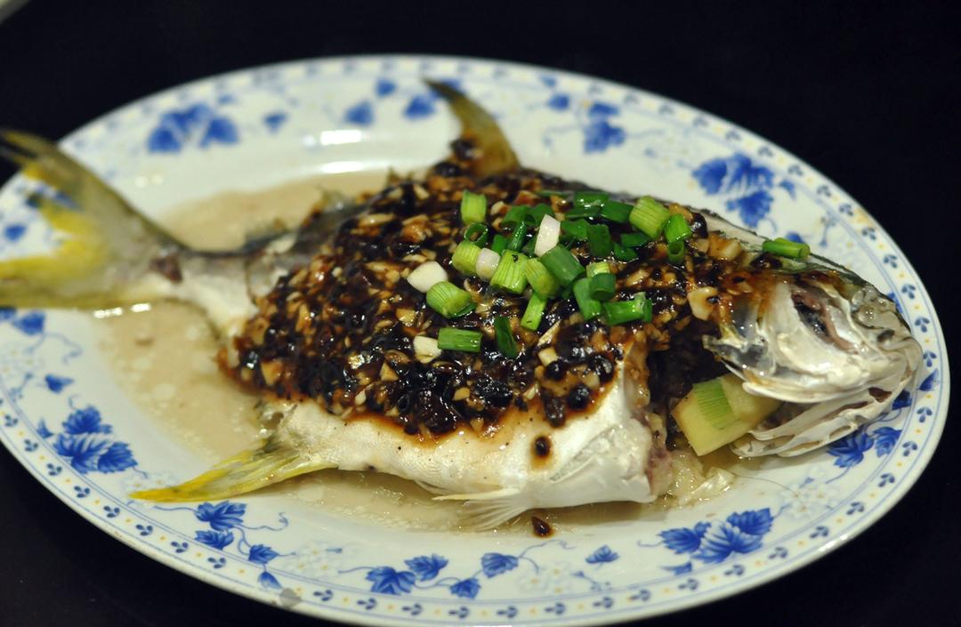 豉汁蒸金鲳鱼