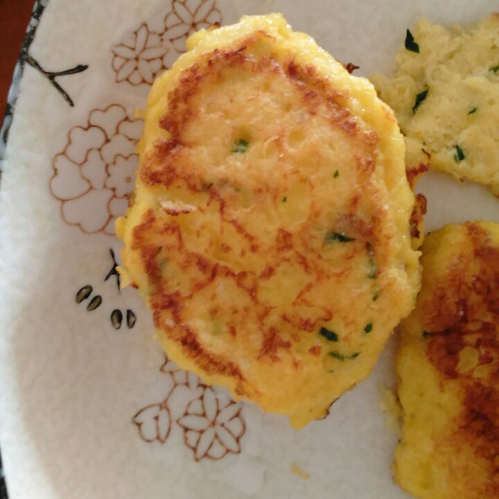 宝宝辅食:香煎鳕鱼饼(12m+)