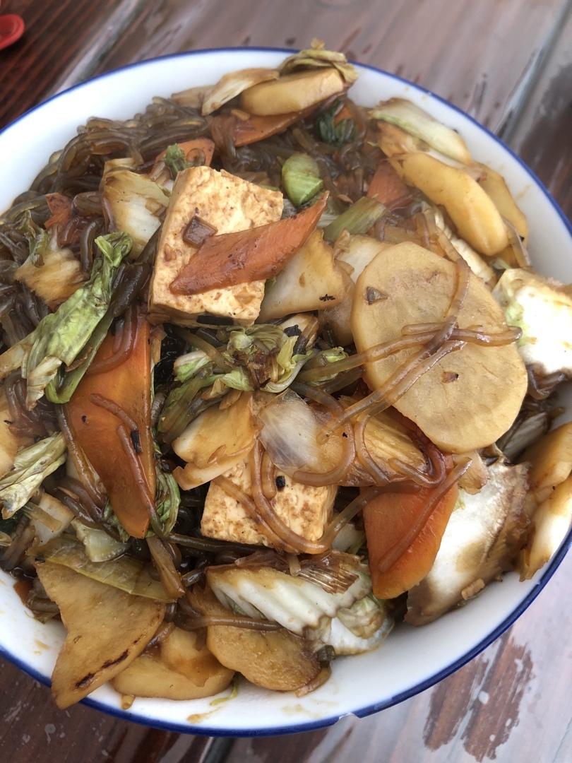 家常菜 大烩菜 何莫由斯道也做的大烩菜