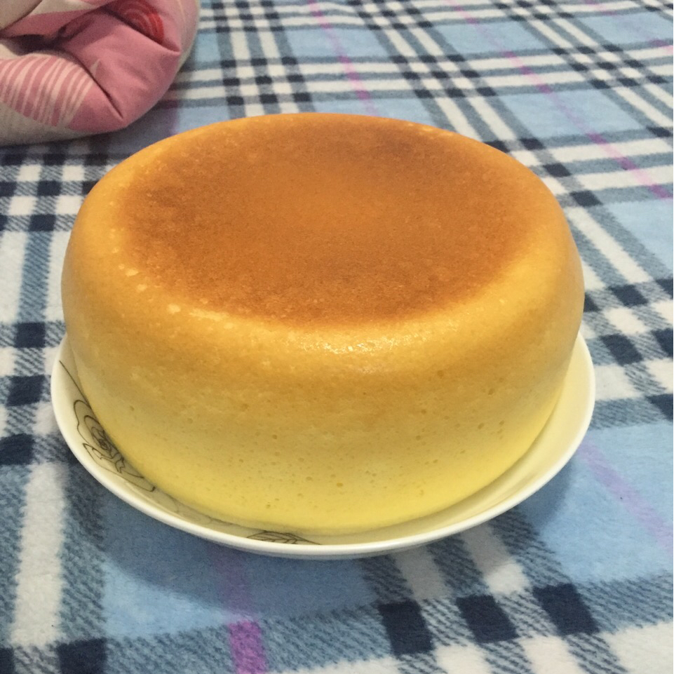 电饭煲 电饭锅做蛋糕 小白兔bella做的电饭锅做蛋糕