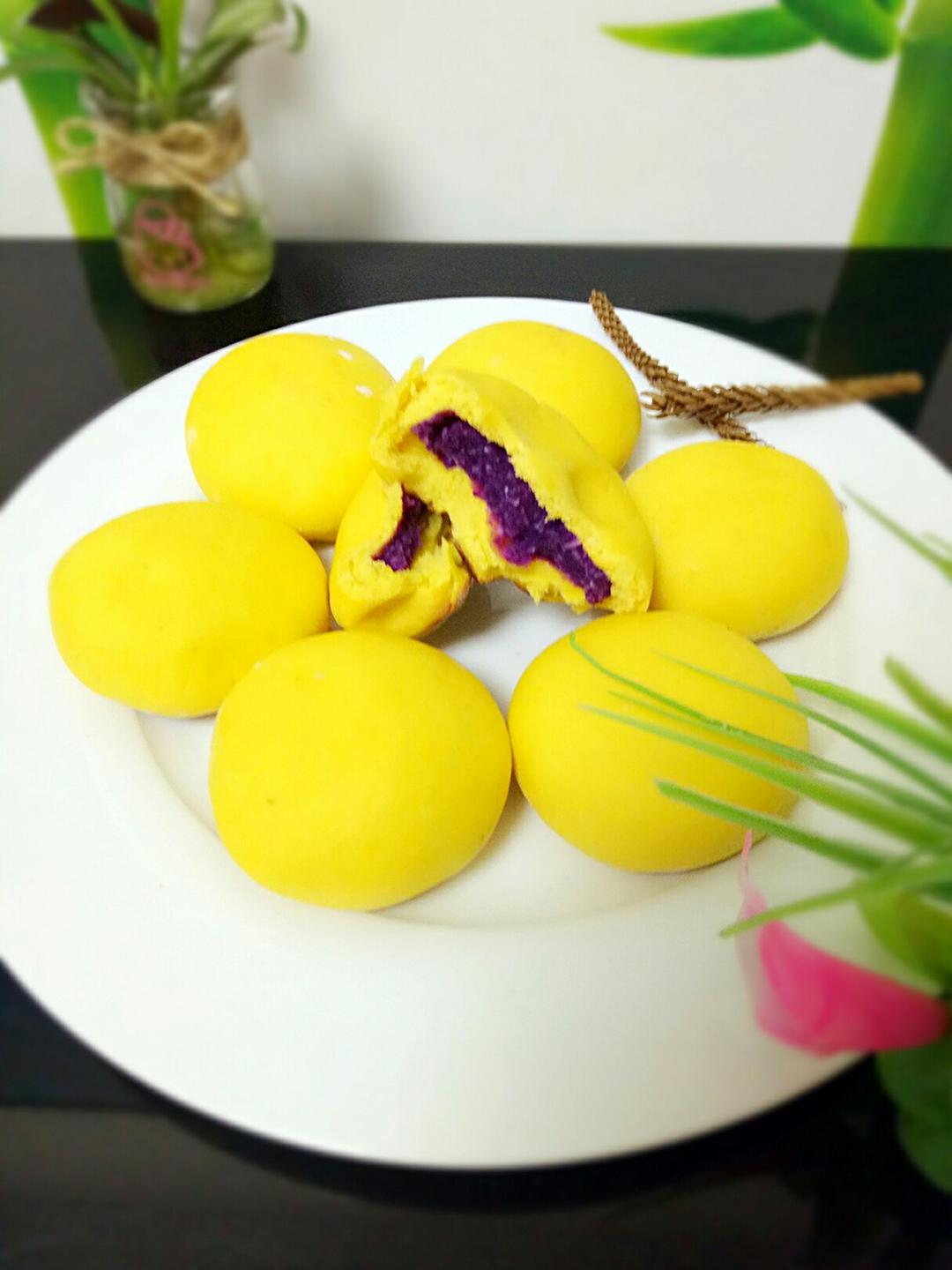 彩色铃铛做的软噗噗的南瓜紫薯包(电饭锅版)