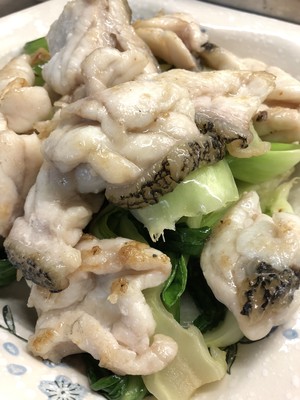 上海青炒鱼片的做法 步骤9