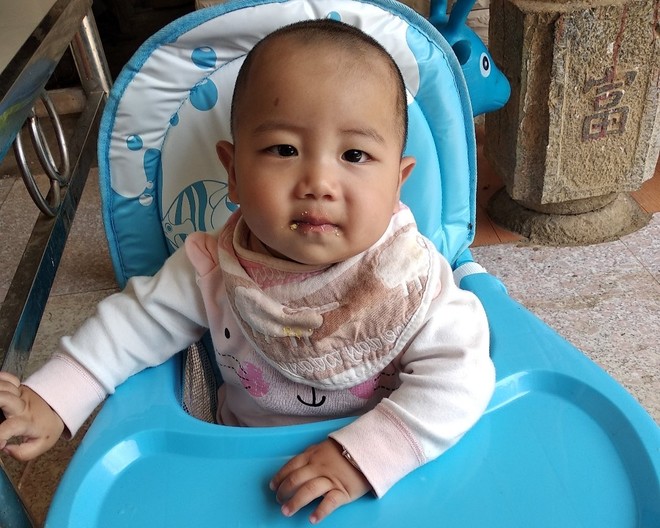 蛋黄虾泥宝宝辅食