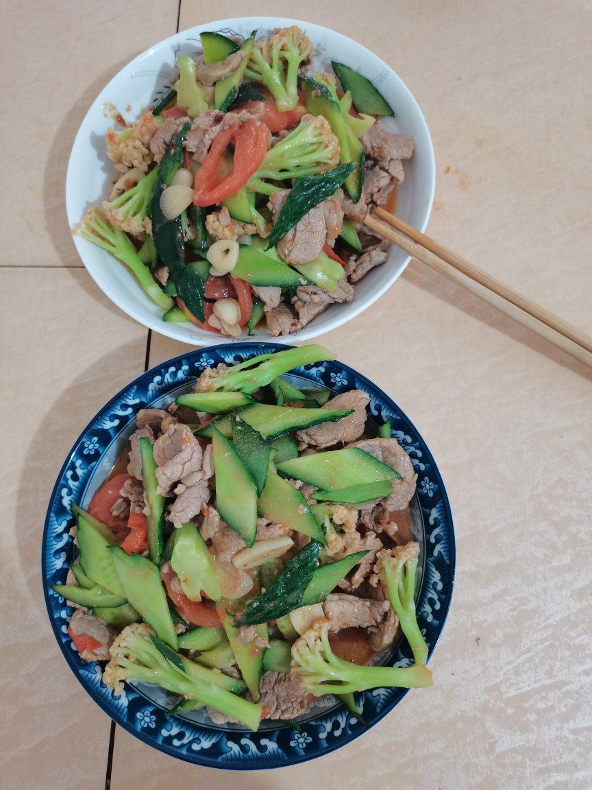 幸运星小添添做的博山炒肉片【家常菜】