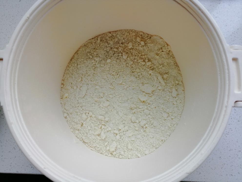 【菠萝派~~菠萝变身法，不再酸酸酸，变成酸甜香的做法步骤图】千妈的小厨房-制作