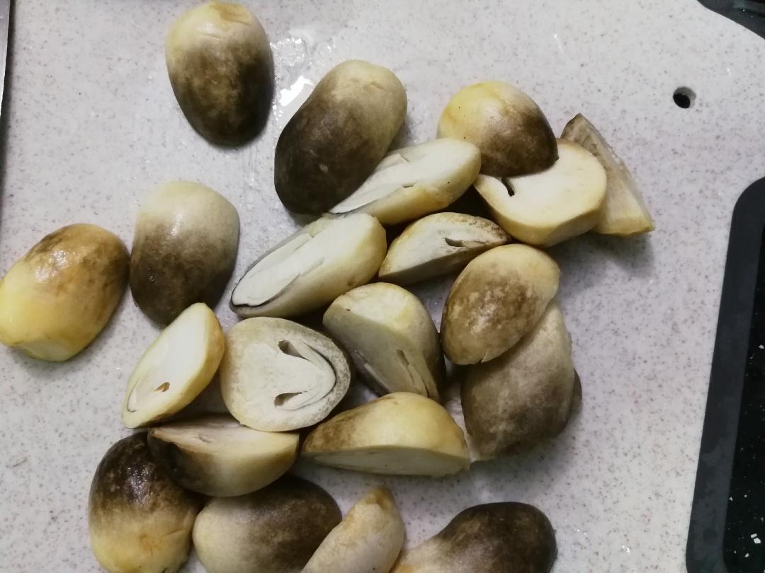 下酒菜:九层塔辣炒海瓜子