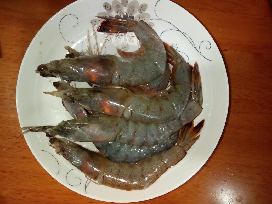 油焖对虾的极致做法的做法 步骤1