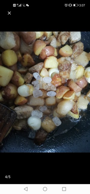 快手肥而不腻红烧肉炖小土豆的做法 步骤4