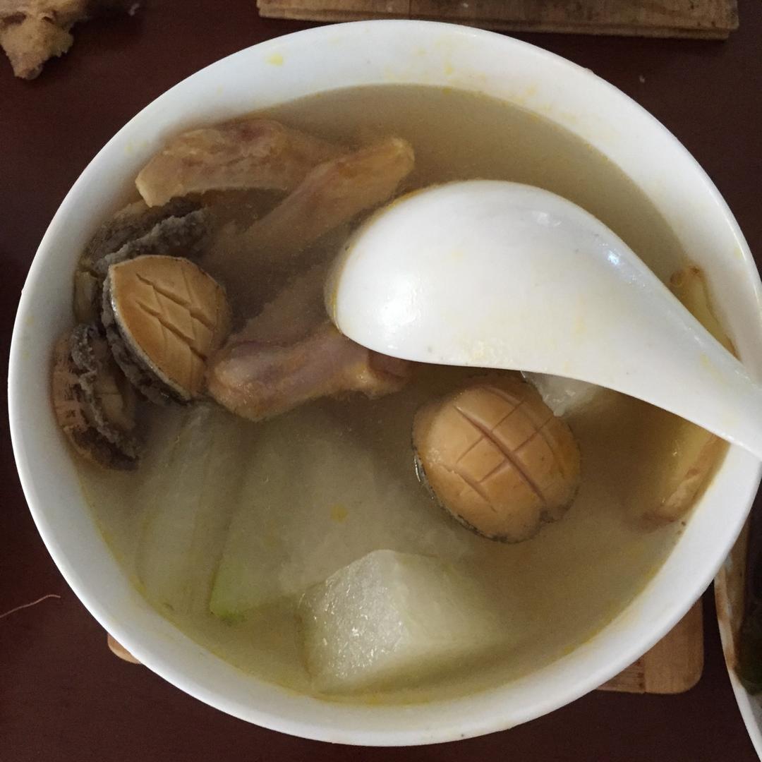 xhyyy做的鲍鱼干煲鸡汤
