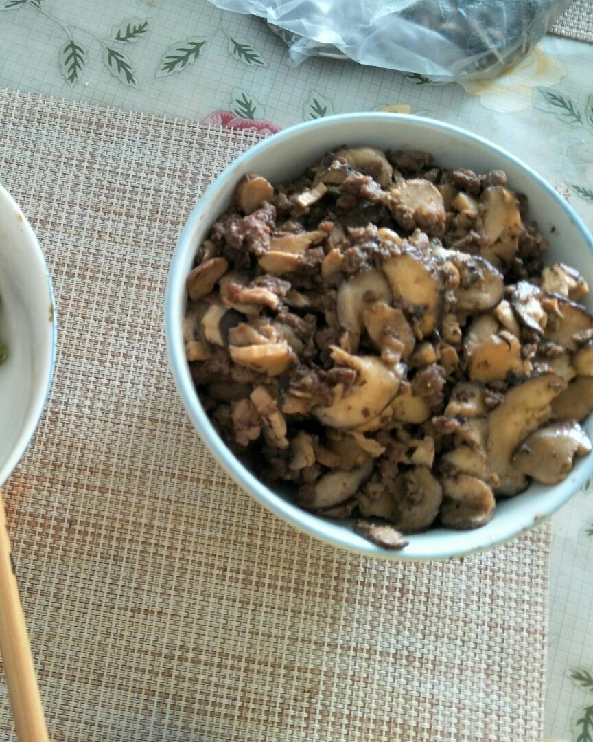 香菇羊肉沫