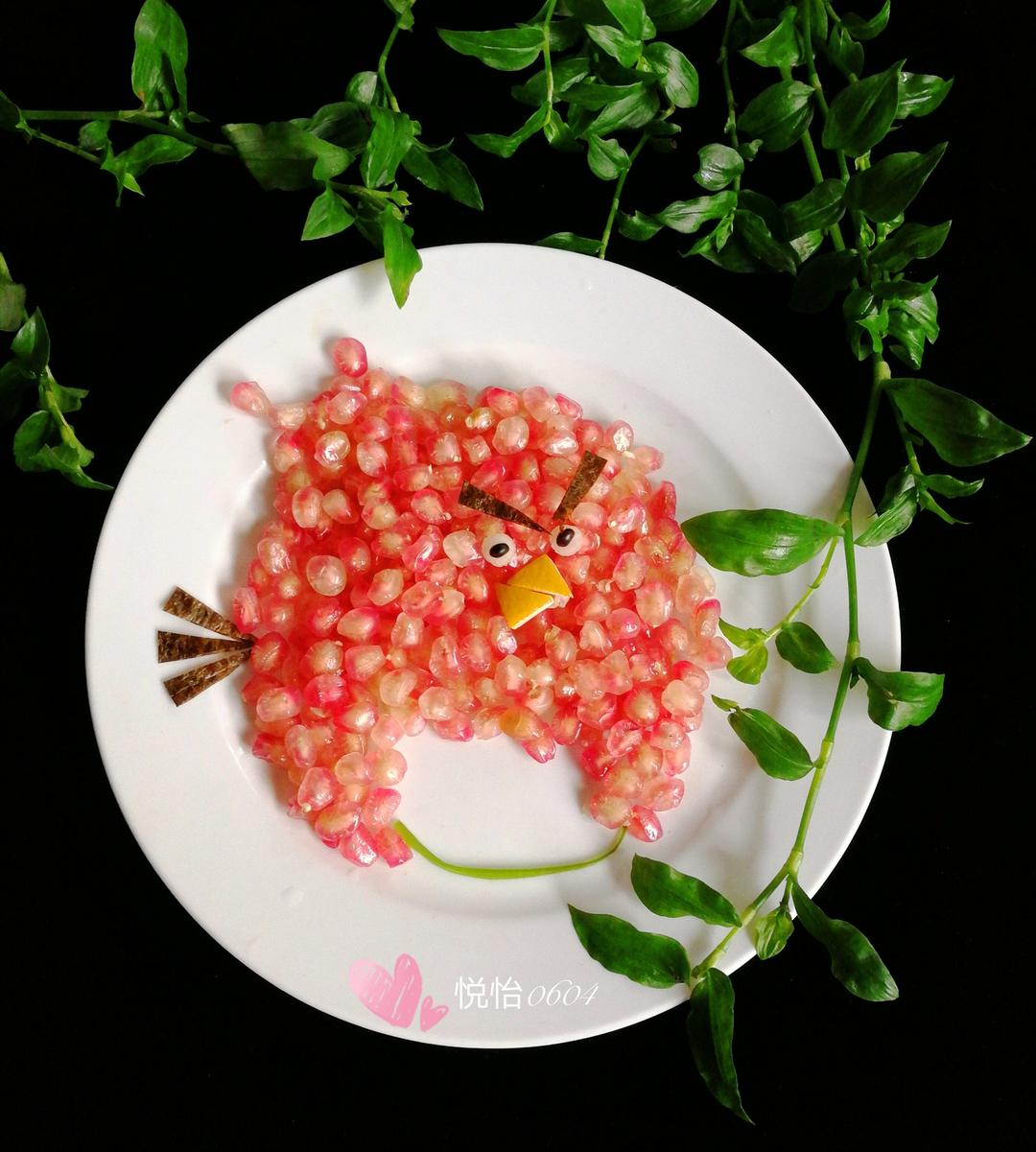 愤怒的小鸟 #午餐2017年11月19日##悦怡0604的花样水果拼盘##雕刻时光