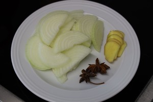 薄煎饼汤 Frittatensuppe的做法 步骤2