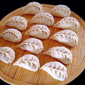 包子包法 饺子的包法步骤图解 花样饺子包法 花样饺子图片