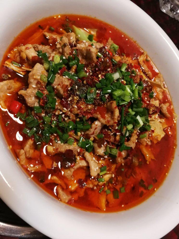 阿洁小厨8做的水煮牛肉(正宗川味家常)