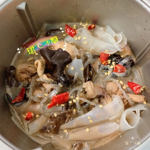 小美·小鸡(鸡腿)炖蘑菇 简单又好吃,小心吃撑?的做法 步骤12