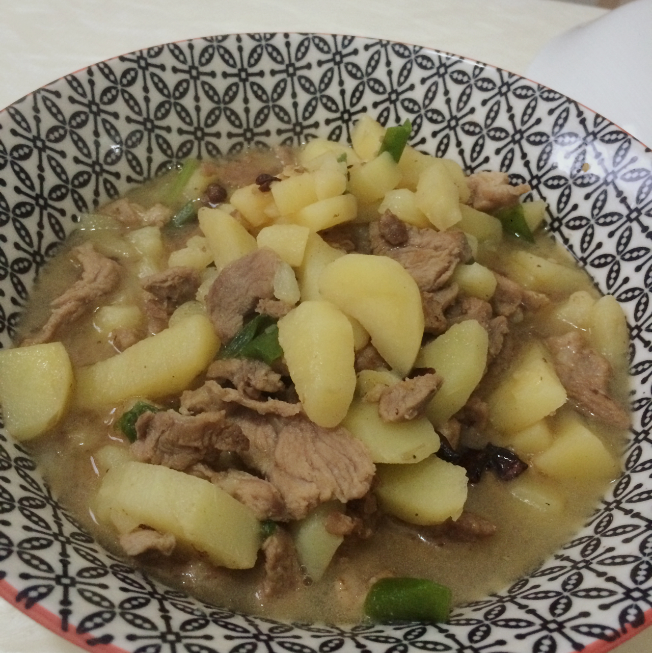 羊肉烧土豆