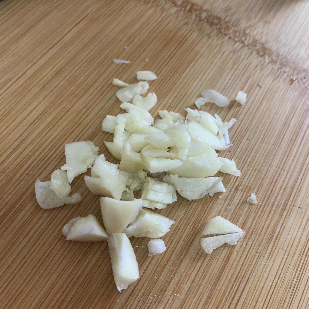 家常土豆豆角盖饭的做法 步骤2