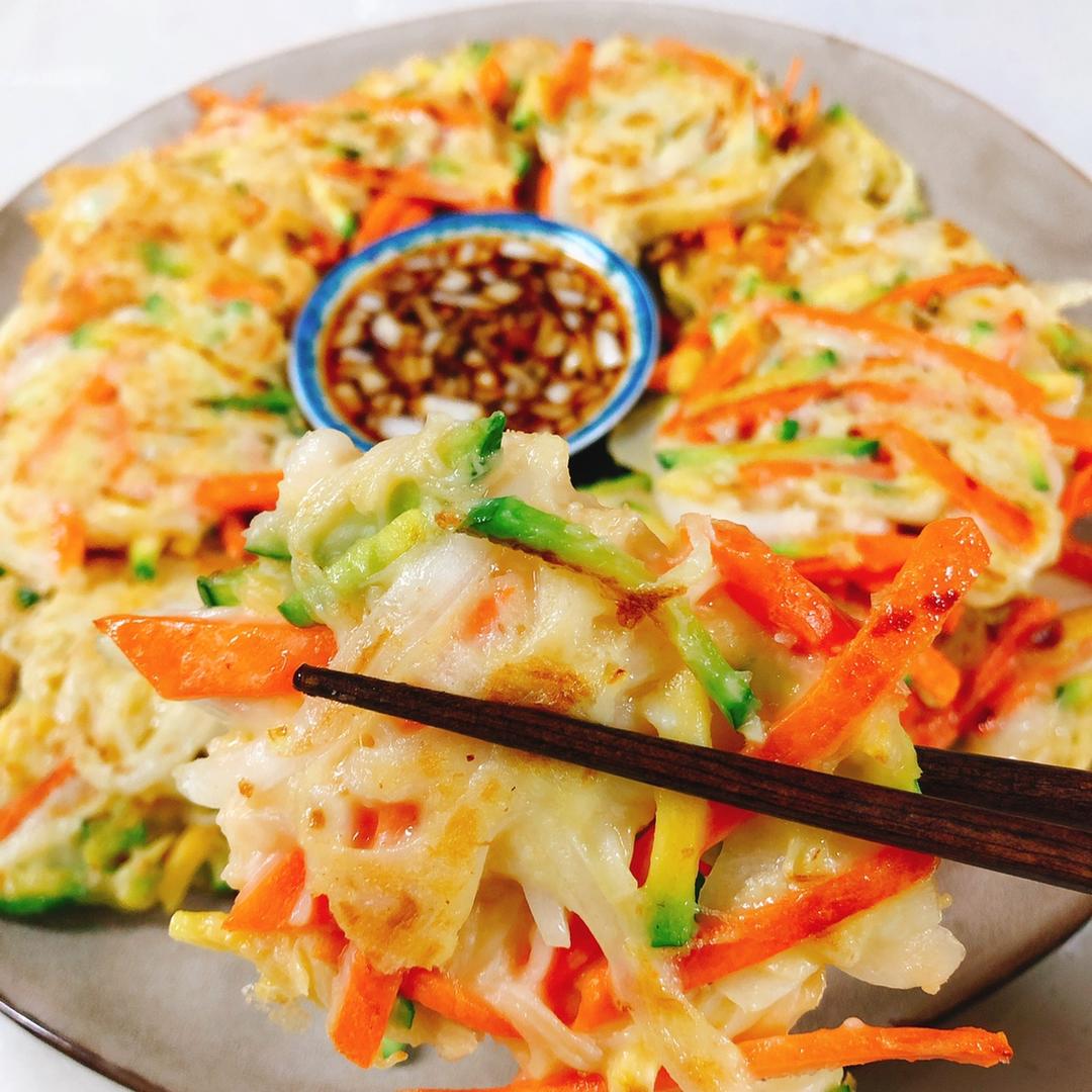 韩式蔬菜饼「配沾汁」