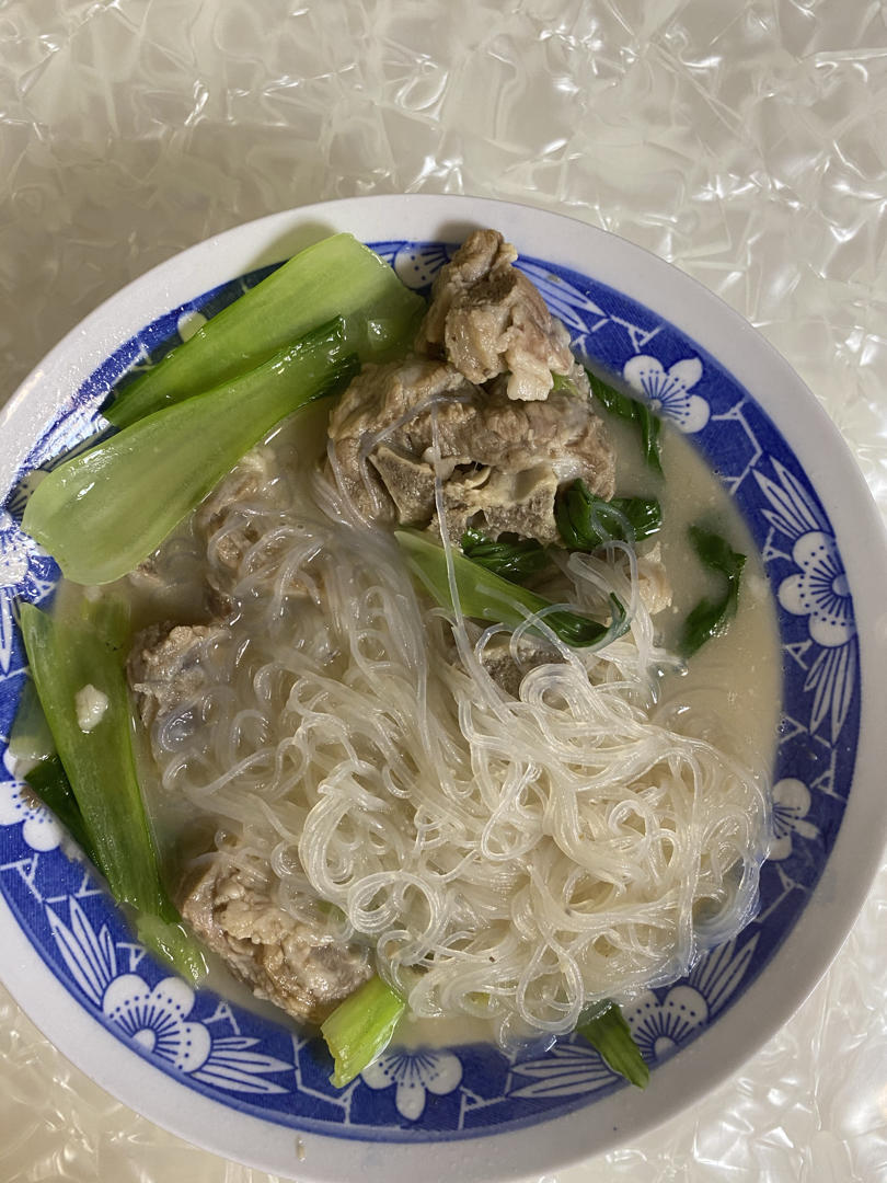 往前跑哒做的羊骨汤