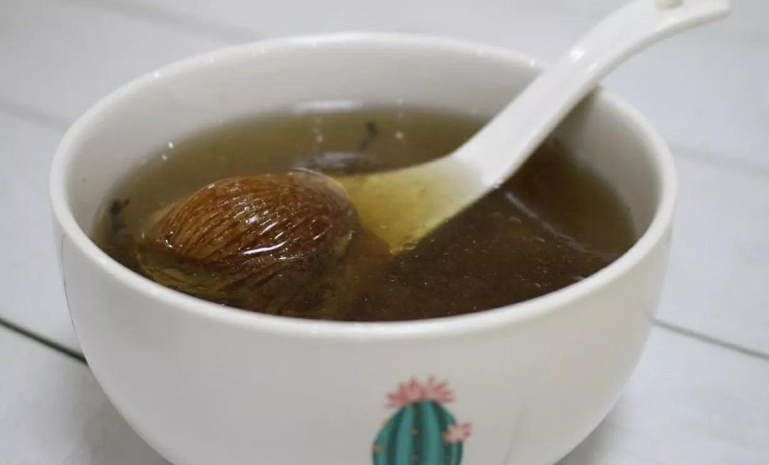 调理宝宝脾胃的独脚金瘦肉汤