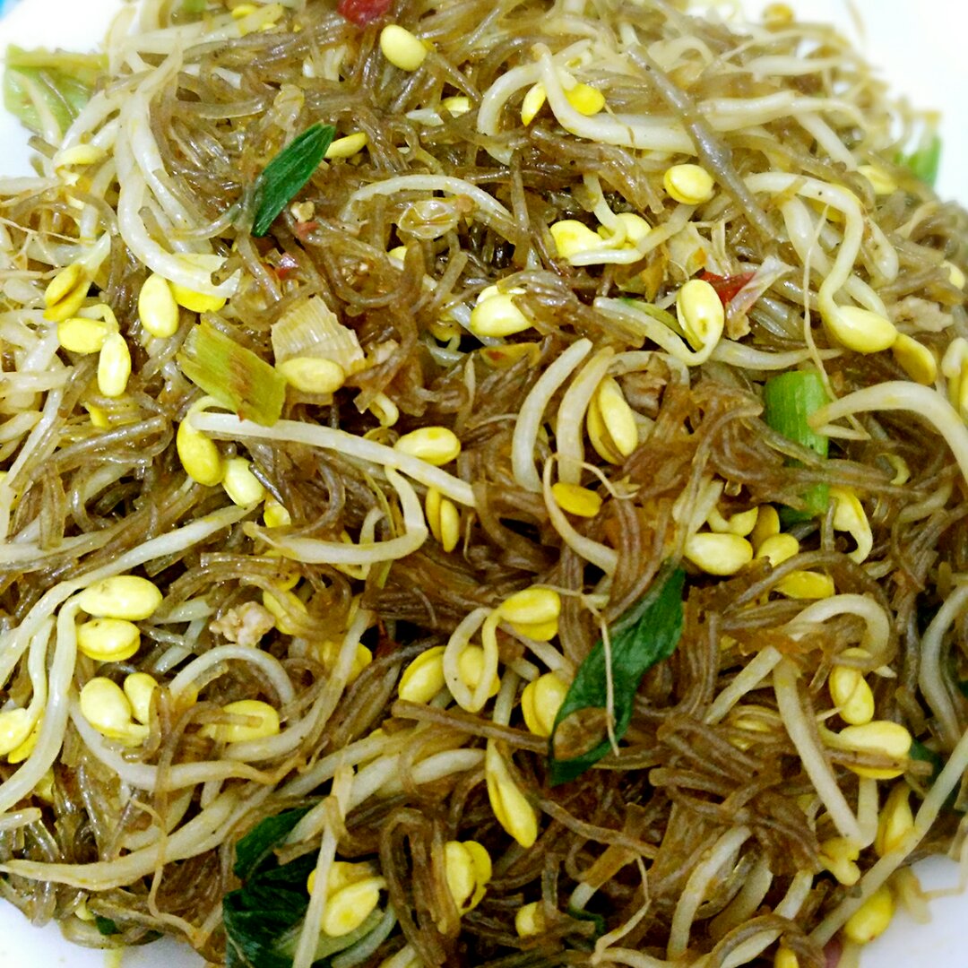 米尔豆做的豆芽炒粉丝