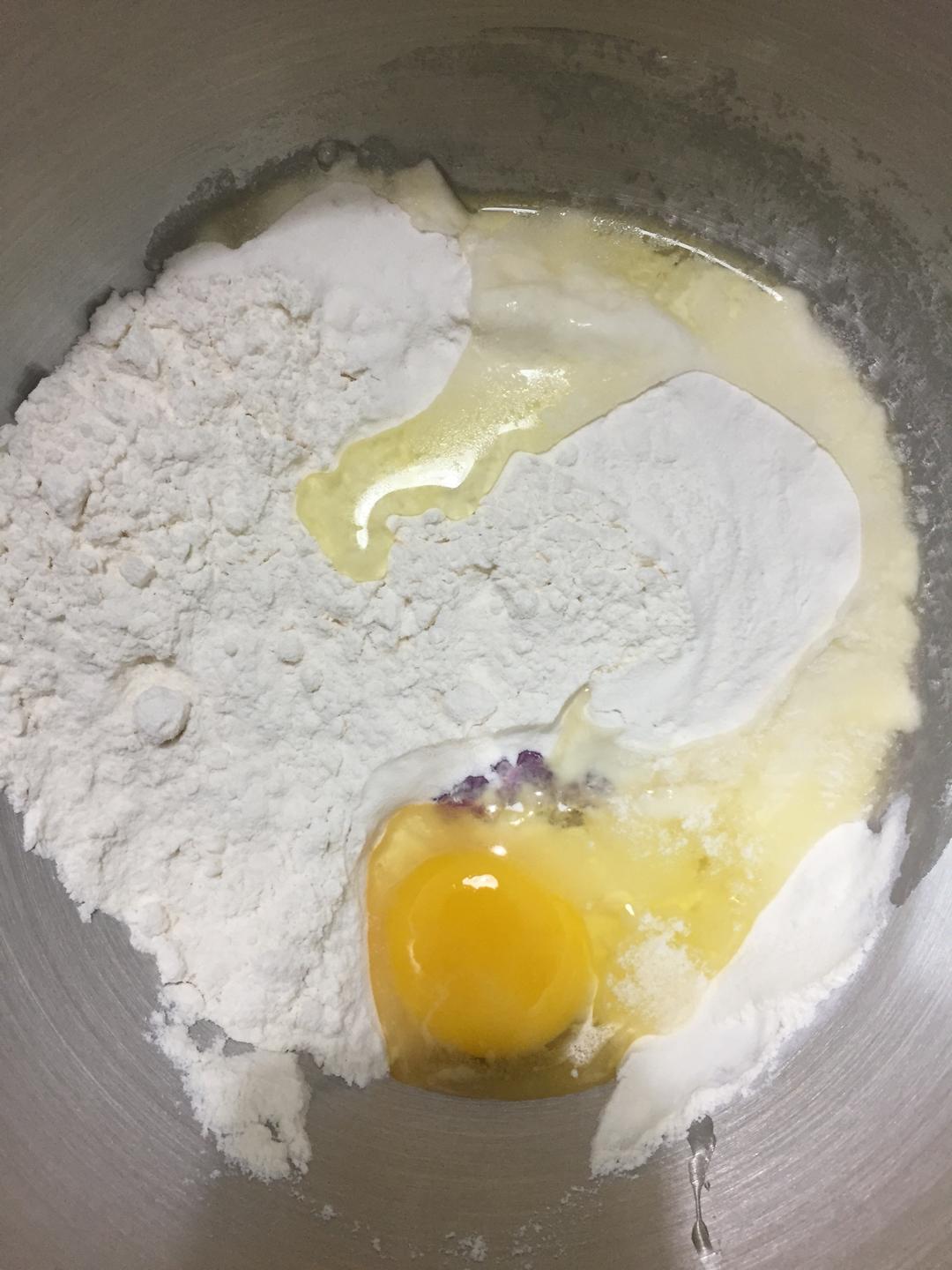 【酸奶火龙果面包——麻薯豆沙馅料的做法步骤图】Helen699-制作