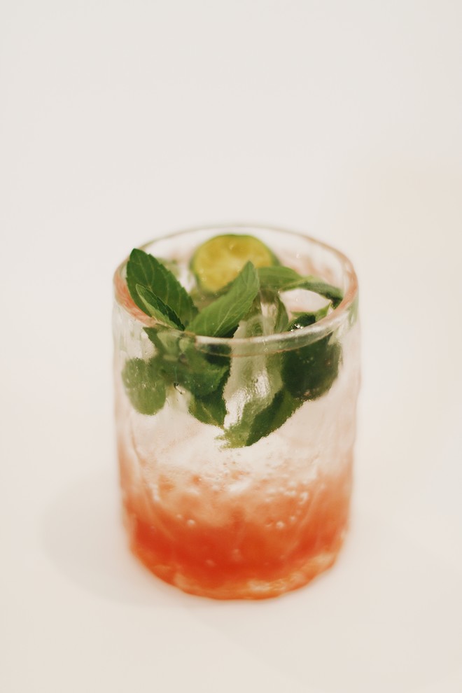 《欢HUAN》蜜桃?Mojito(无酒精) 送原味Mojito的做法