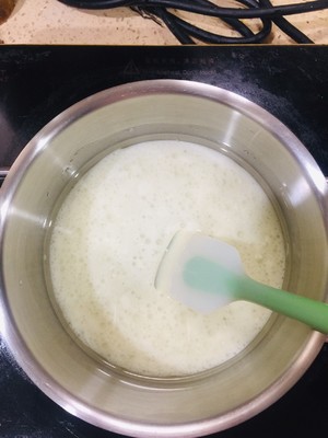 超柔软戚风蛋糕的做法 步骤2