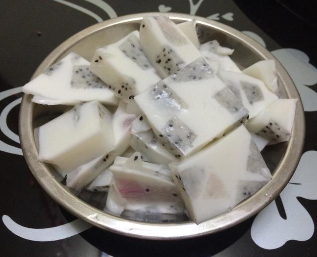 【火龙果椰奶冻的做法步骤图,怎么做好吃】Be