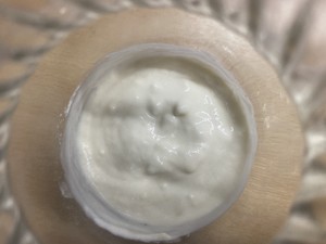 酸奶天然酵母的做法 步骤1