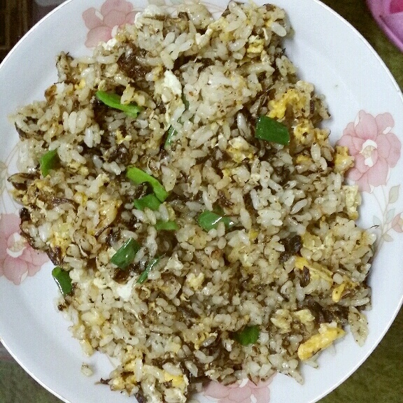 福妹是我做的可能是最好吃系列-橄榄菜炒饭
