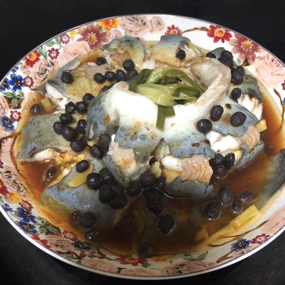 豆豉蒸河鳗