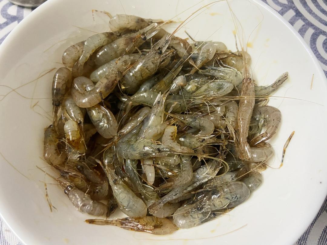 香酥小河虾土豆丝炒小河虾