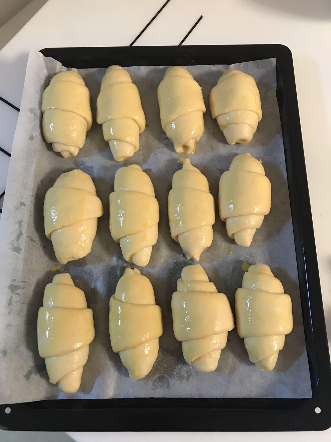 【黄油牛角的做法步骤图,黄油牛角怎么做好吃