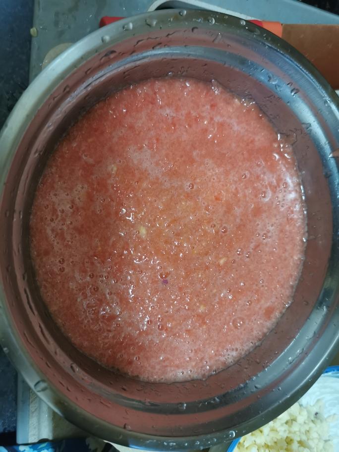 生酮低碳蔬菜面条沙拉Zoodles意式肉酱汤面