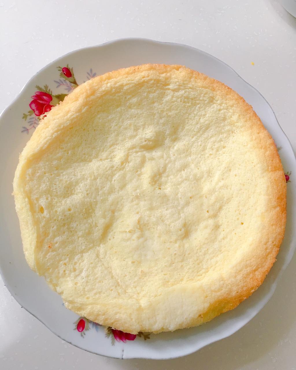 淋了蜂蜜做的电饭锅做蛋糕