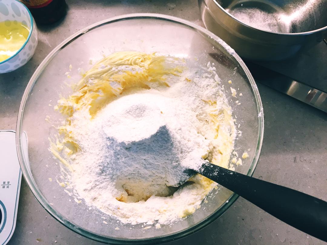 【抹茶曲奇圣诞小红帽造型饼干的做法步骤图】sukieG-制作