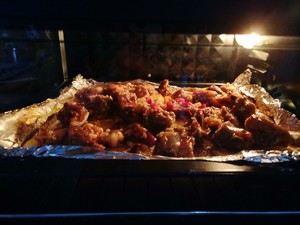 土豆烤肉烤排骨的做法 步骤2