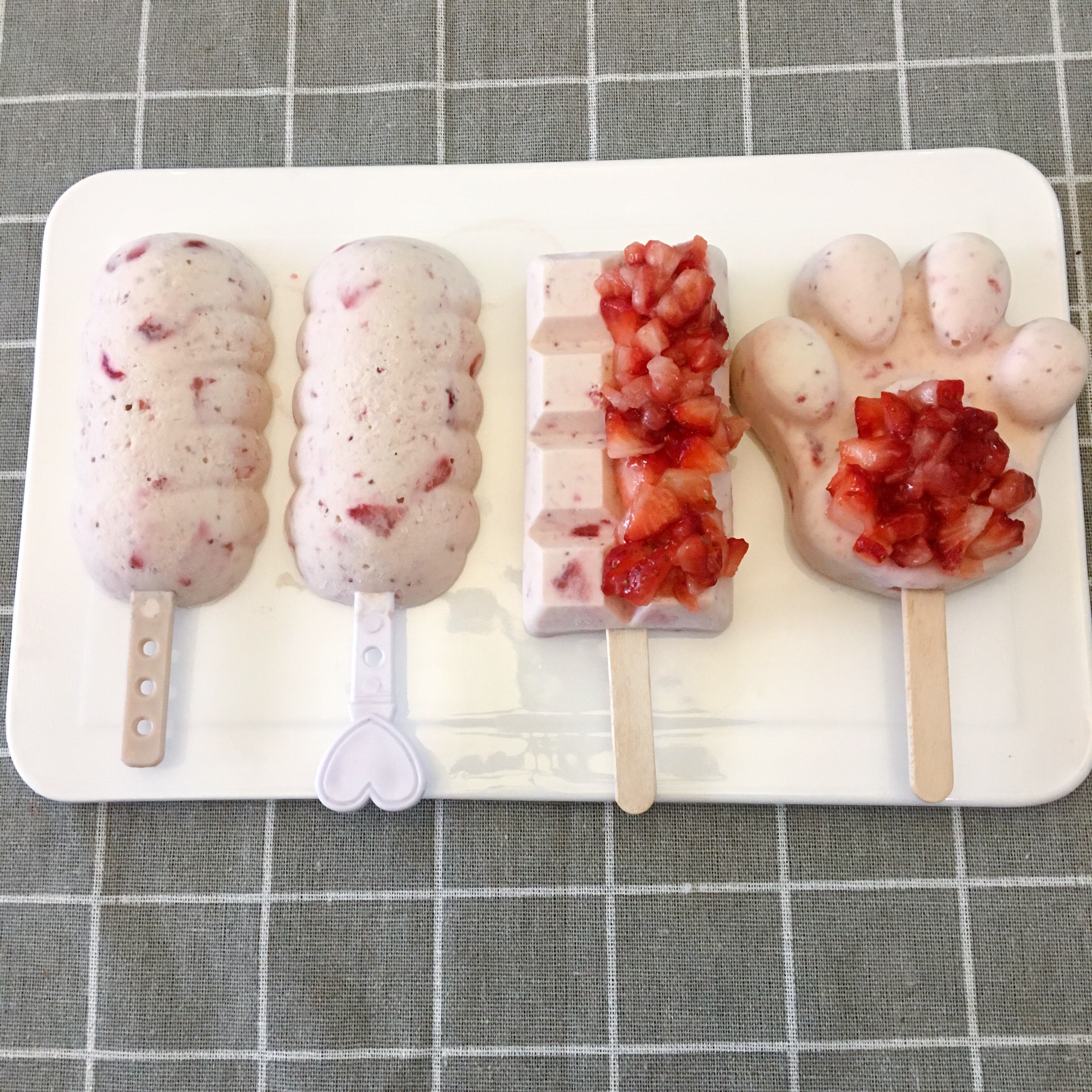 超超超简单哈根达斯草莓棒冰升级版无鸡蛋不打